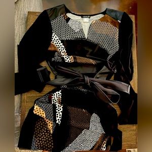 NWOT Venus Bodycon belted dress size L. Black Brown